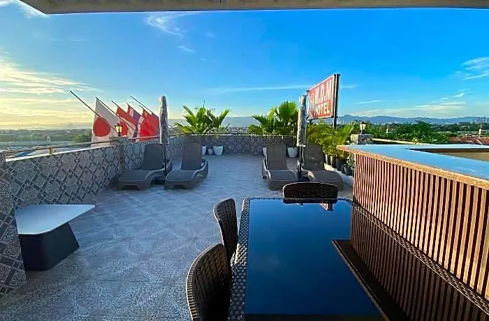 M.d.m Hotel 5*