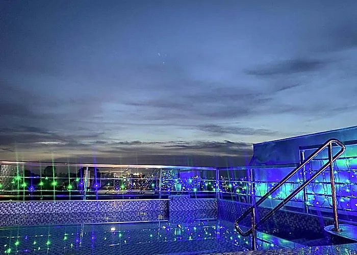 M.d.m Hotel 5*